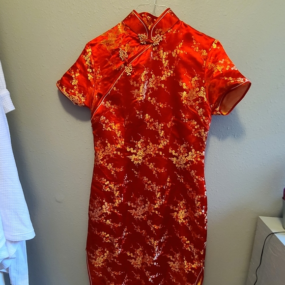 Geisha style red silk fress - Picture 3 of 3